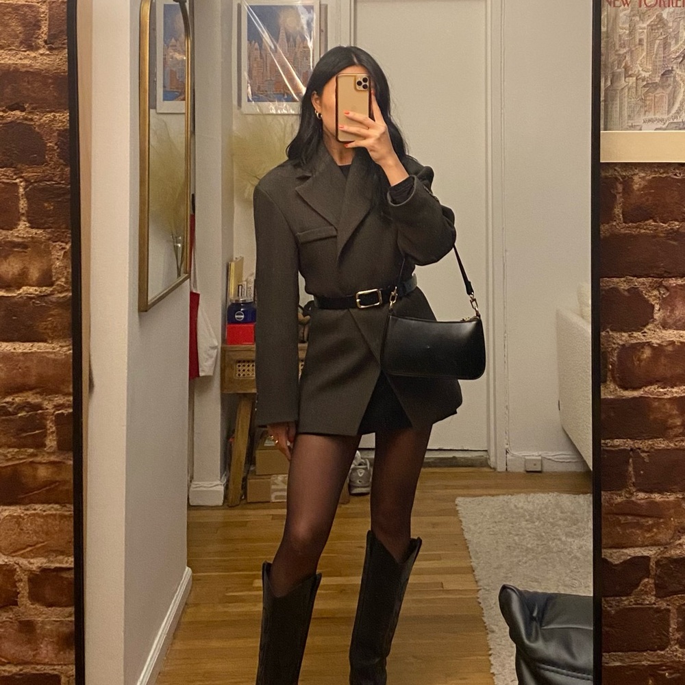 Source unknown cinched blazer